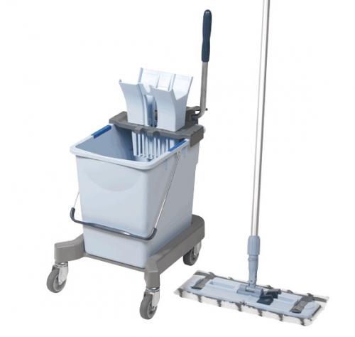  Cloths, Mops & Hardware