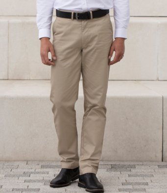  Chinos