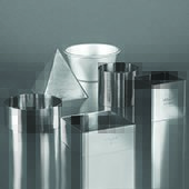  Moulds and Ramekins