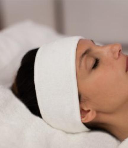 Towel City Beauty Hairband - WHI - ONE